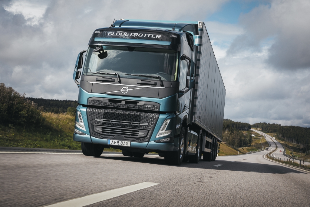 Nové Volvo FM se od prvního dne zaměřilo na vylepšení pracoviště řidiče - prostřednictvím účelného a oceněného designu.